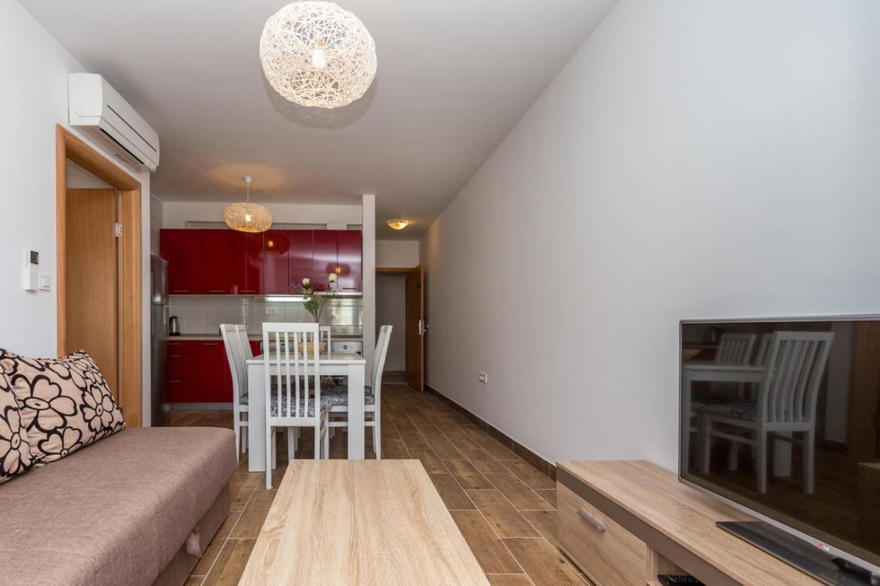Butique Maris Apartamento Komarna Exterior foto